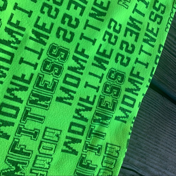 NEW Highlight Leggings - Picture 4 of 5